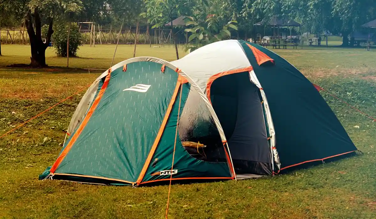 Review técnico Barraca Nautika Indy 2026: coluna d'água 2500mm, avancê gigante e varetas Nano-flex. A escolha segura para o camping familiar!