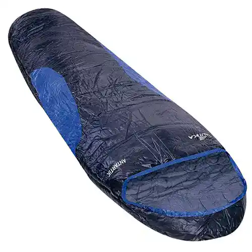 Para regiões de serra ou inverno, o NTK Antartik oferece o isolamento necessário com sua fibra siliconada. É robusto e focado em manter o calor corporal.